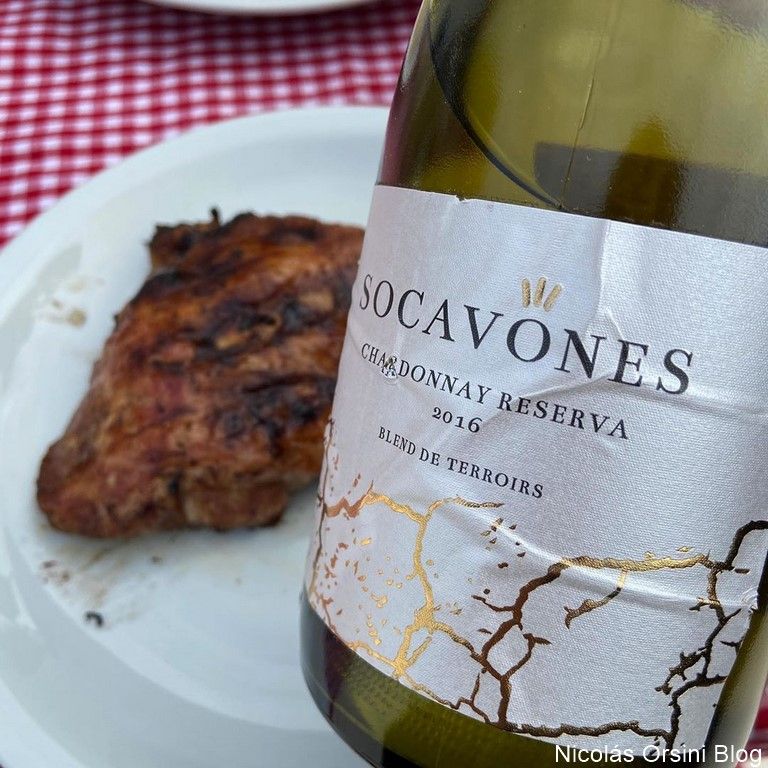 #BebedorFrecuente: 12 vinos descorchados en julio 8 Socavones Chardonnay Reserva 2016